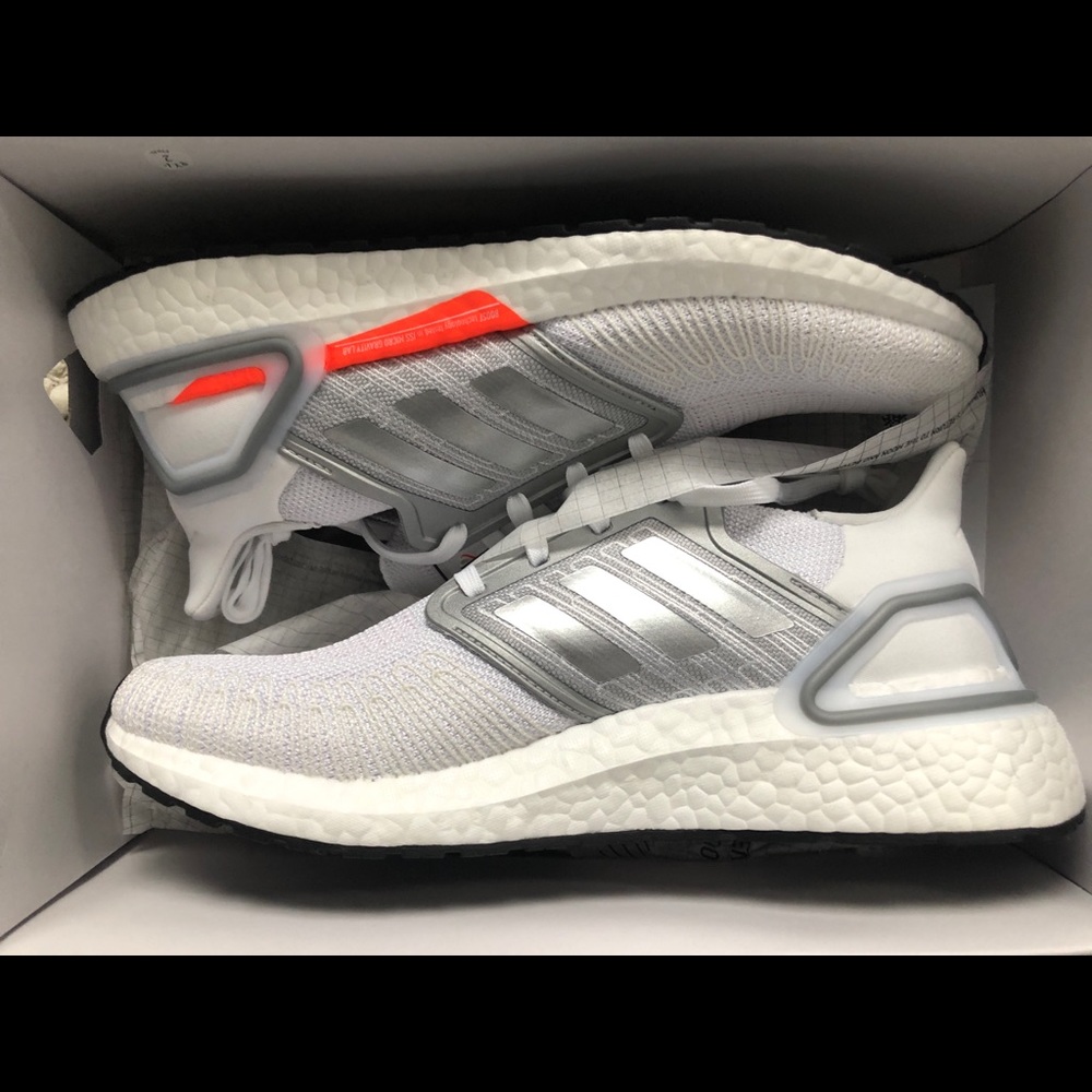 Adidas Ultraboost - Picture 1 of 3